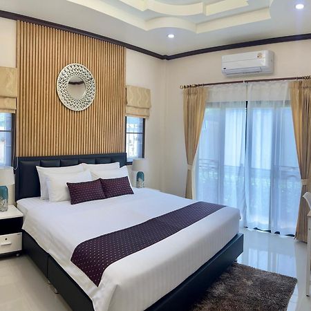 Malinee Villa Phuket Praia de Bang Tao Exterior foto