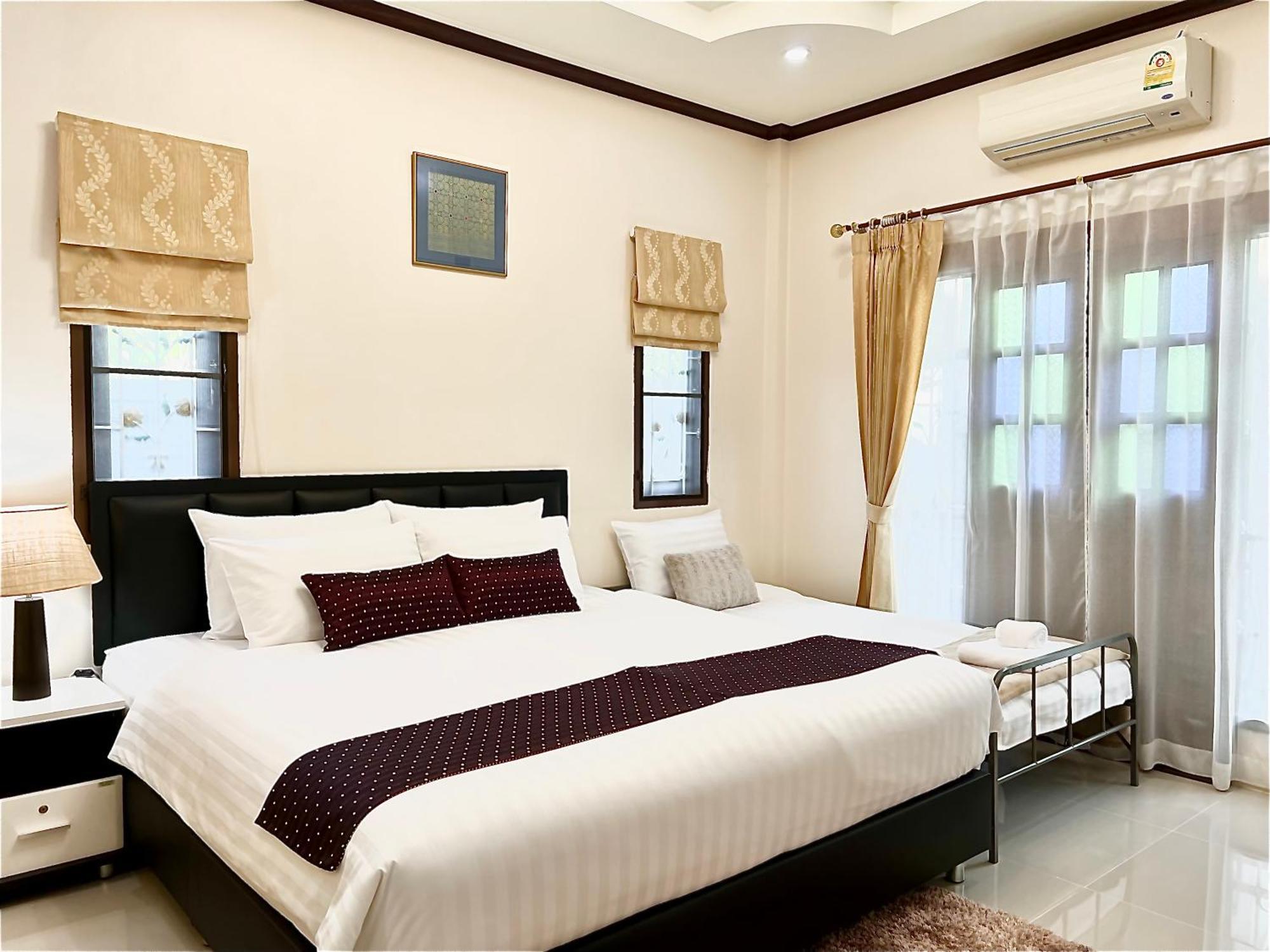 Malinee Villa Phuket Praia de Bang Tao Exterior foto