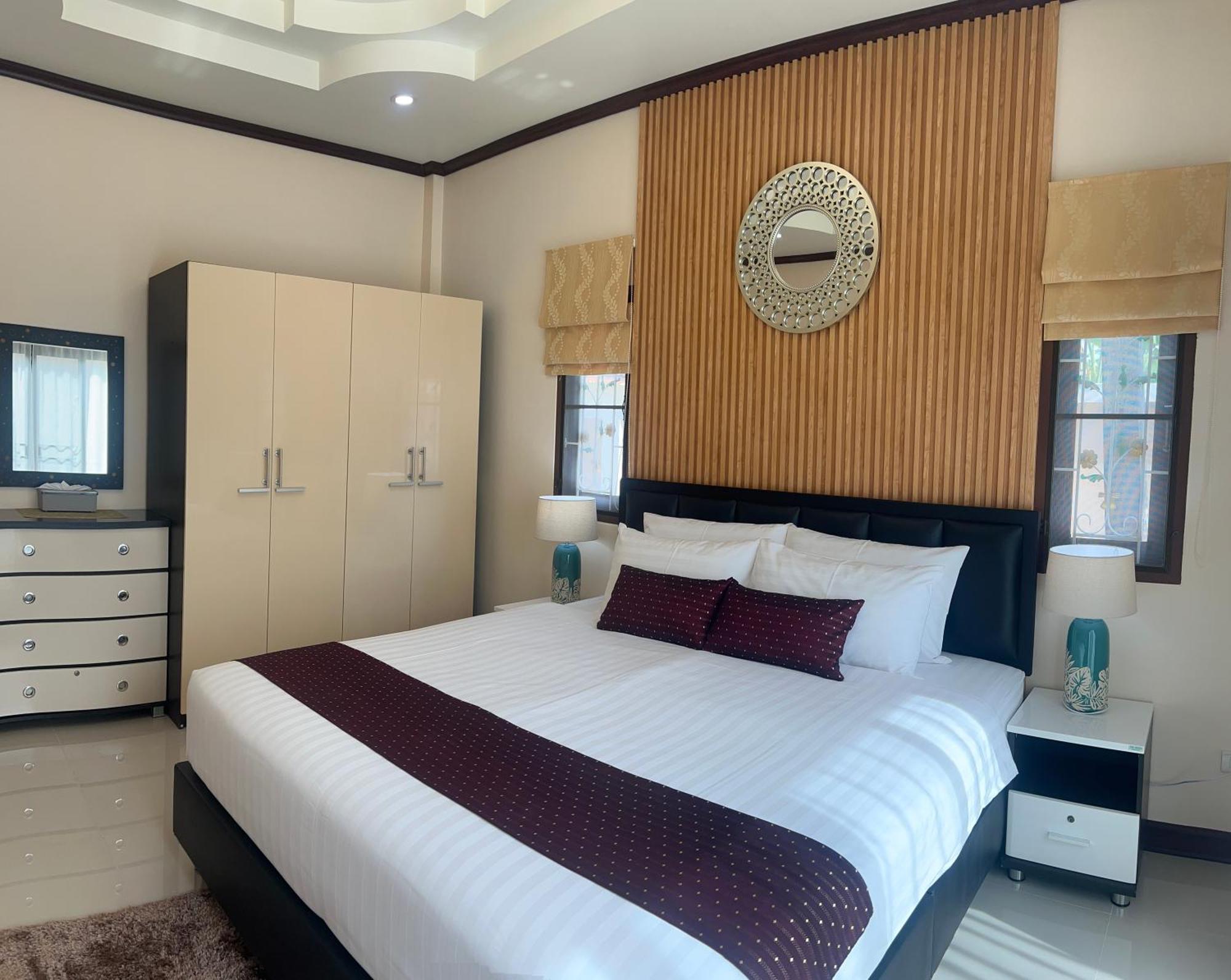Malinee Villa Phuket Praia de Bang Tao Exterior foto